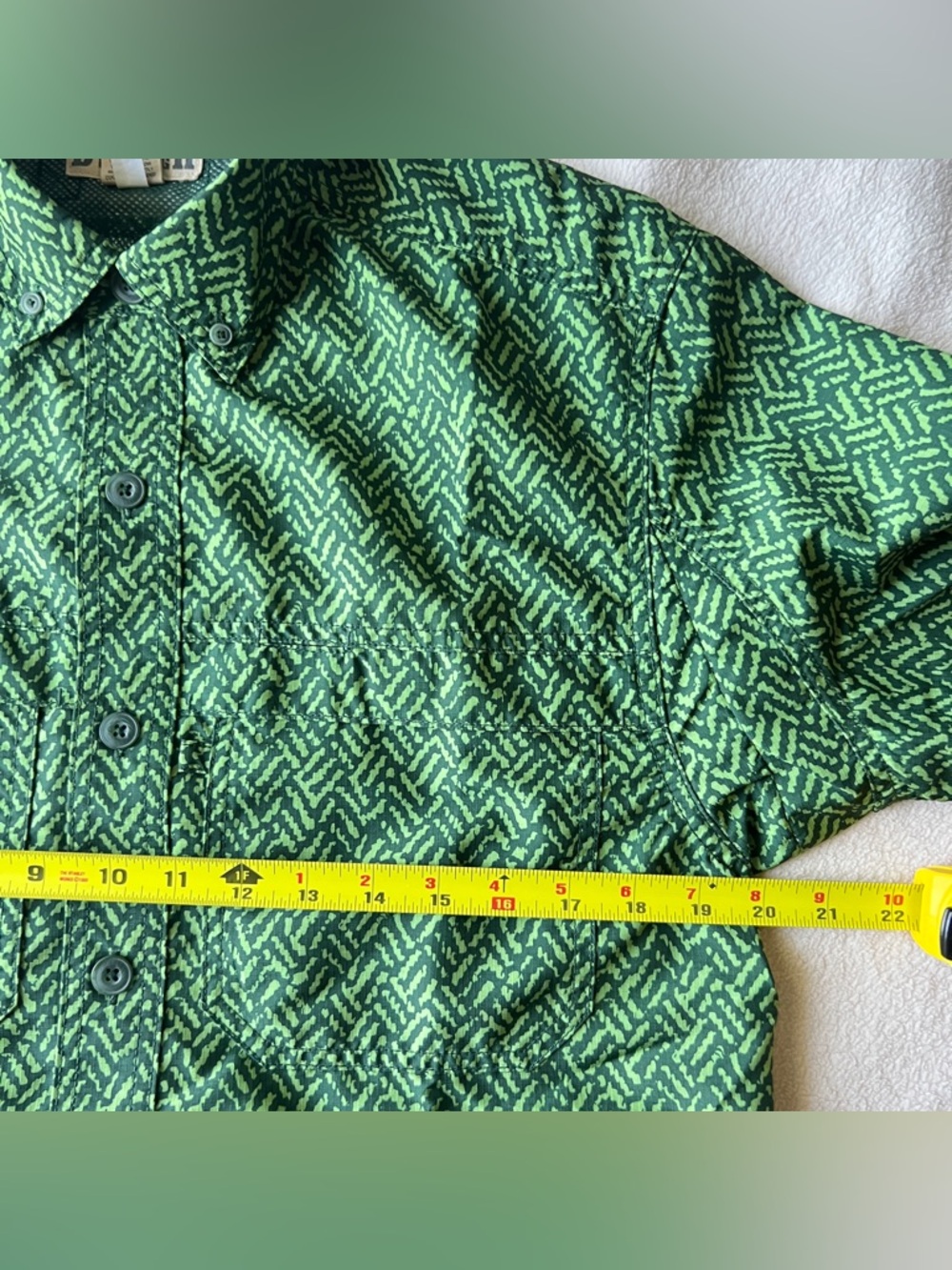 Duluth Trading Men's S Vented Outdoor Shirt Green Print Short Sleeve Button Down - Picture 10 of 13